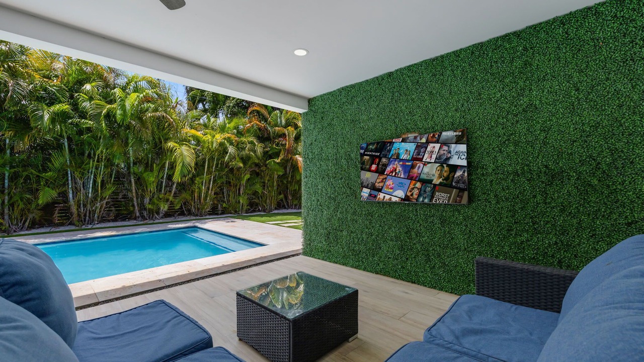 Photo of Outdoor in North Miami Beach