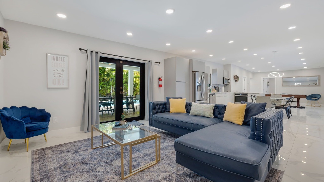 Photo of Livingroom in North Miami Beach
