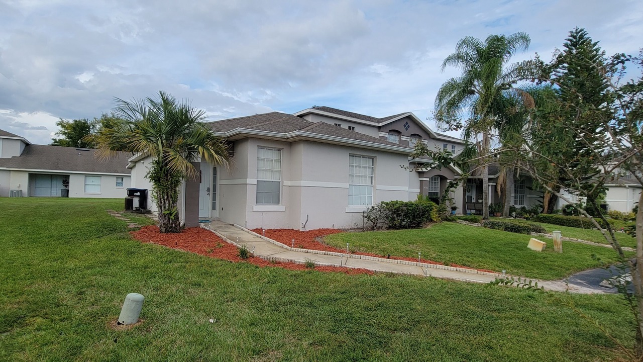 Photo of Outdoor in Meadow Woods