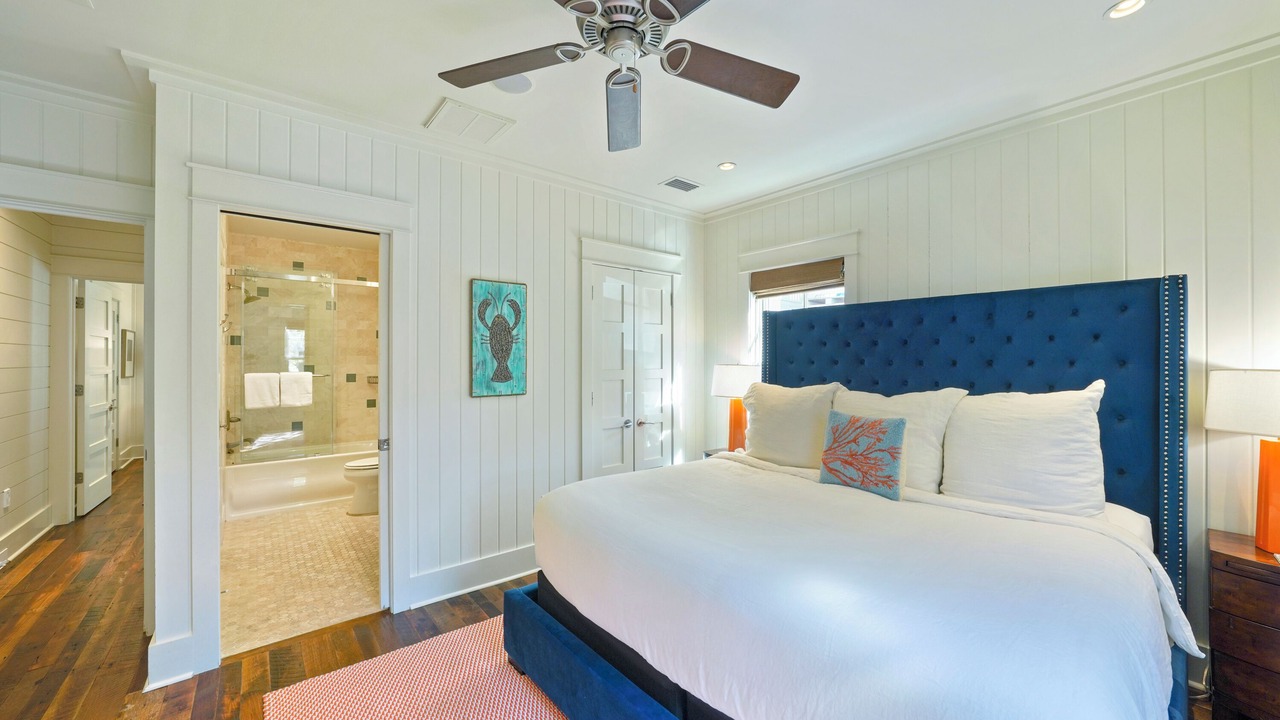 Photo of Bathroom in Seaside
