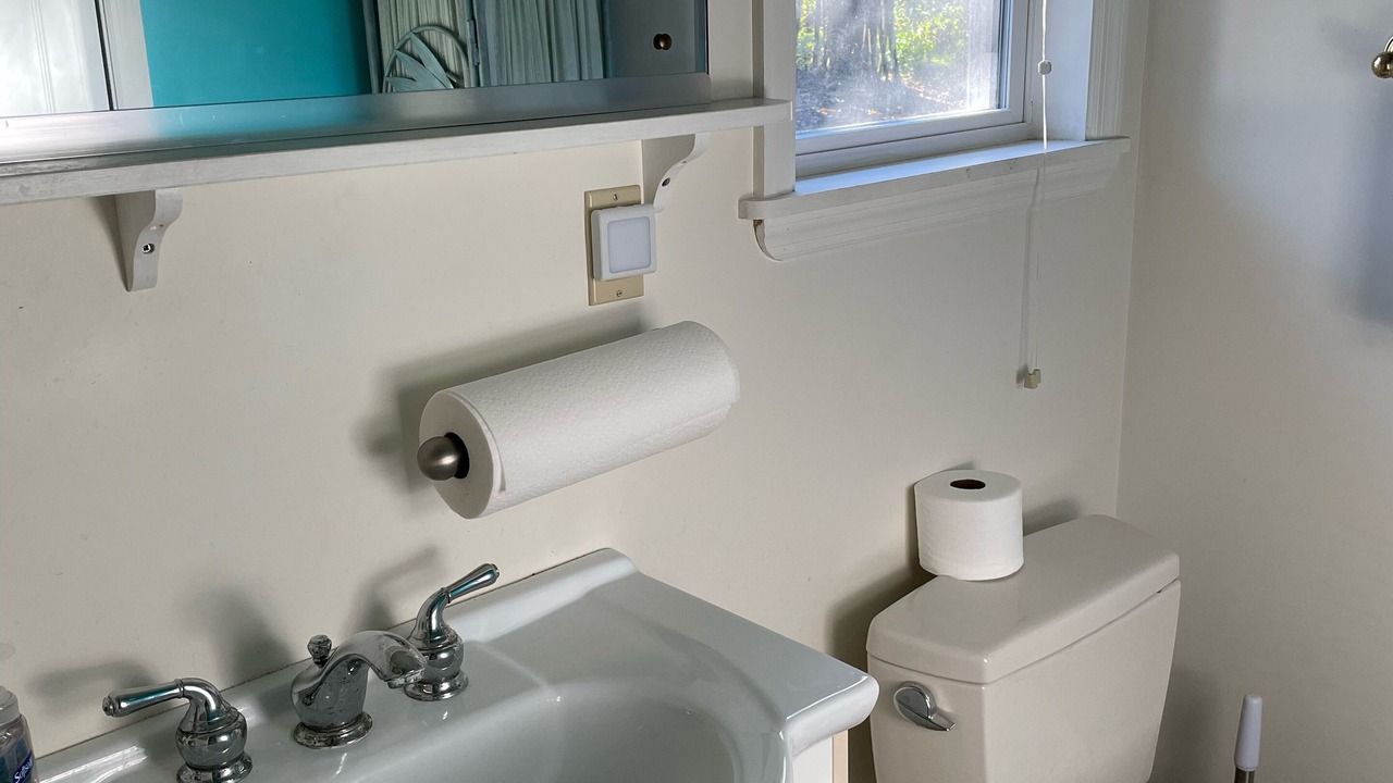 Photo of Bathroom in Naples