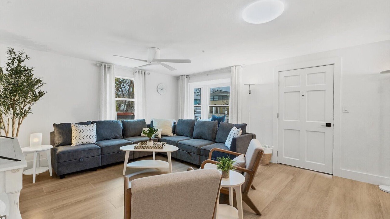 Photo of Livingroom in Anna Maria