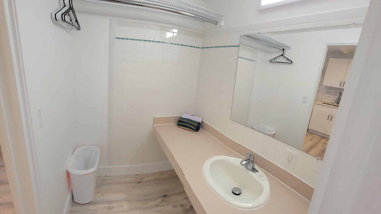 Photo of Bathroom in Treasure Island