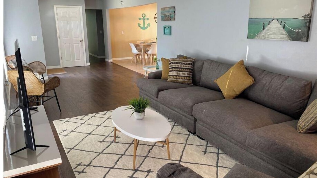Photo of Livingroom in Bayshore Gardens