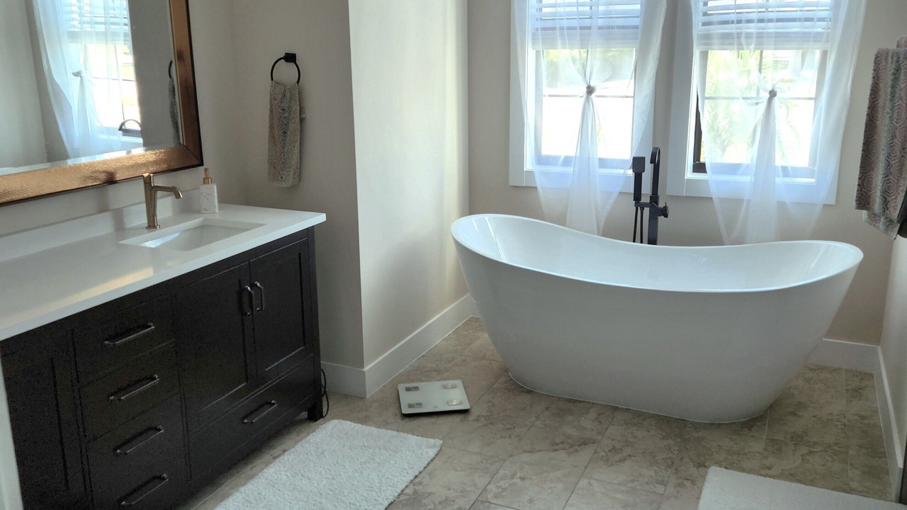 Photo of Bathroom in Long Meadow
