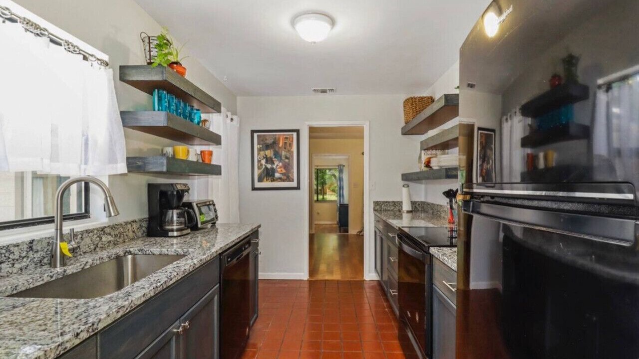 Photo of Kitchen in Gainesville