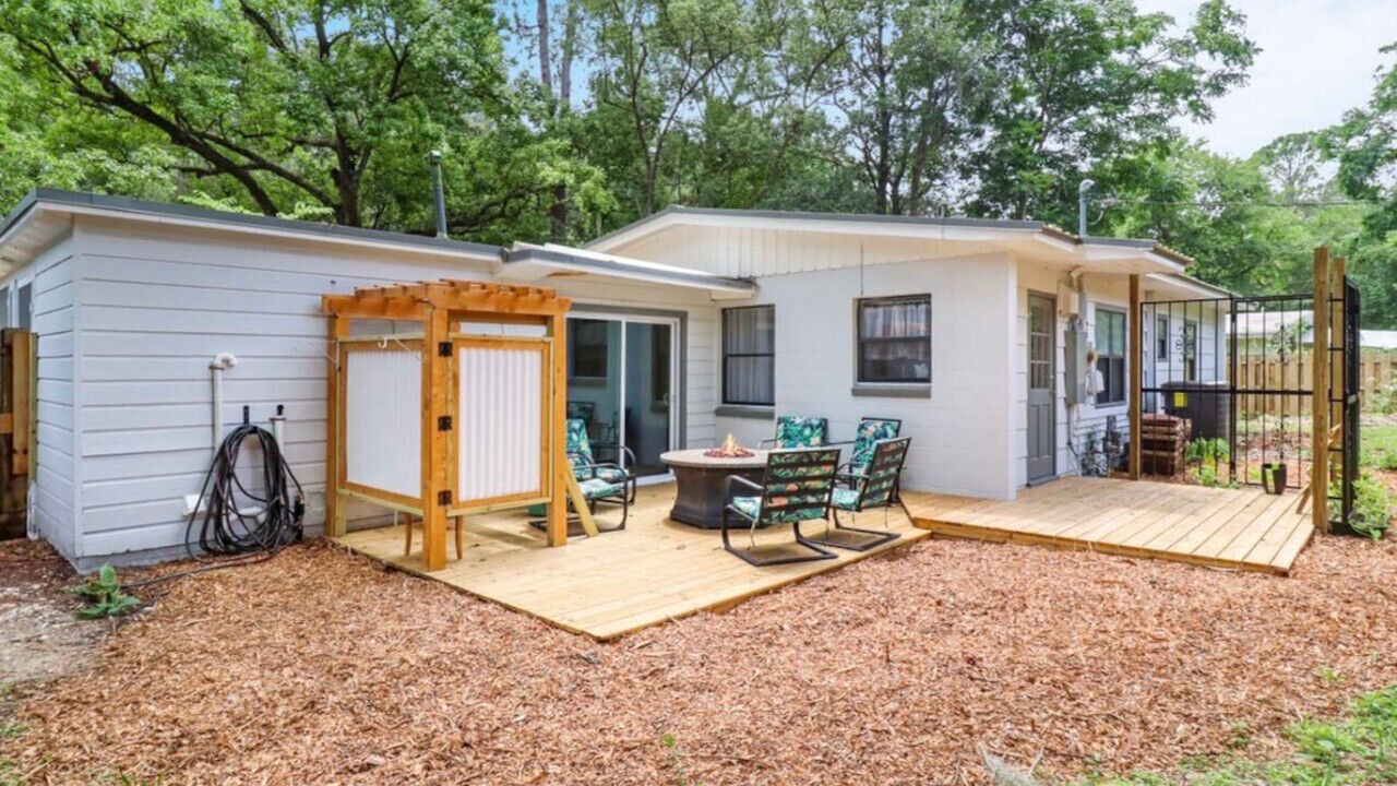 Photo of Outdoor in Gainesville