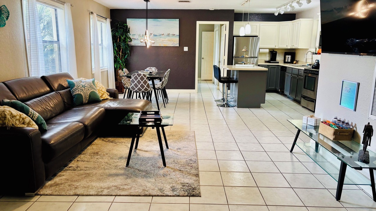 Photo of Livingroom in Cooper City