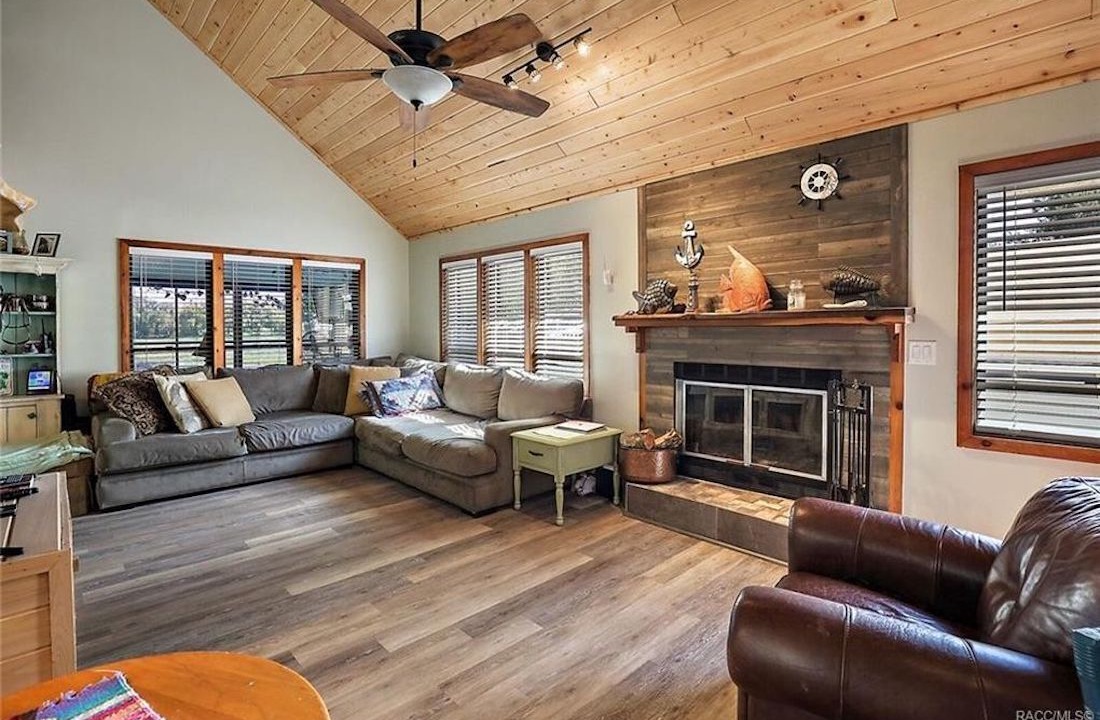 Photo of Livingroom in Hernando