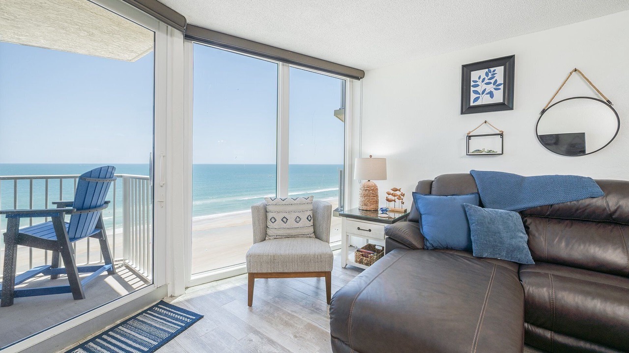 Photo of Livingroom in Daytona Beach Shores
