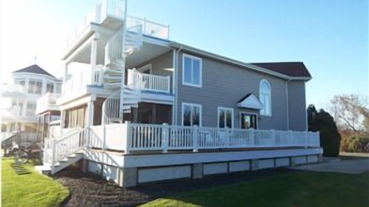 Photo of Outdoor in Admiral Estates