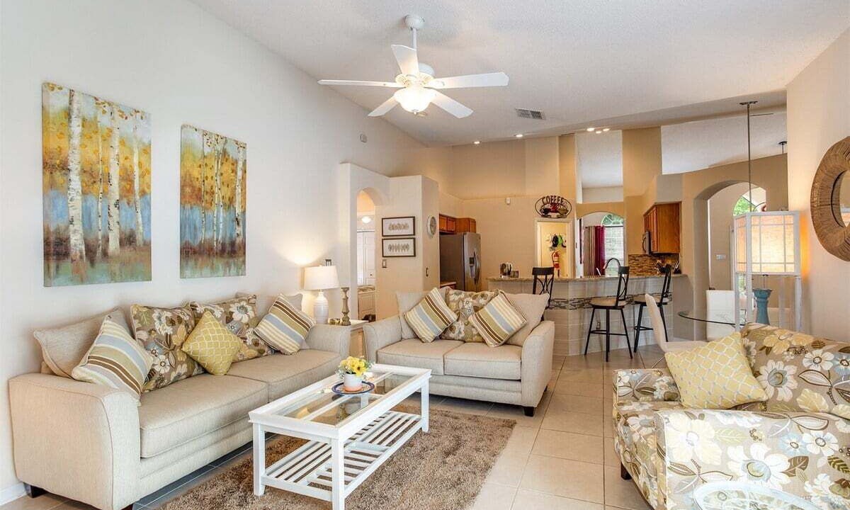 Photo of Livingroom in Orange Tree