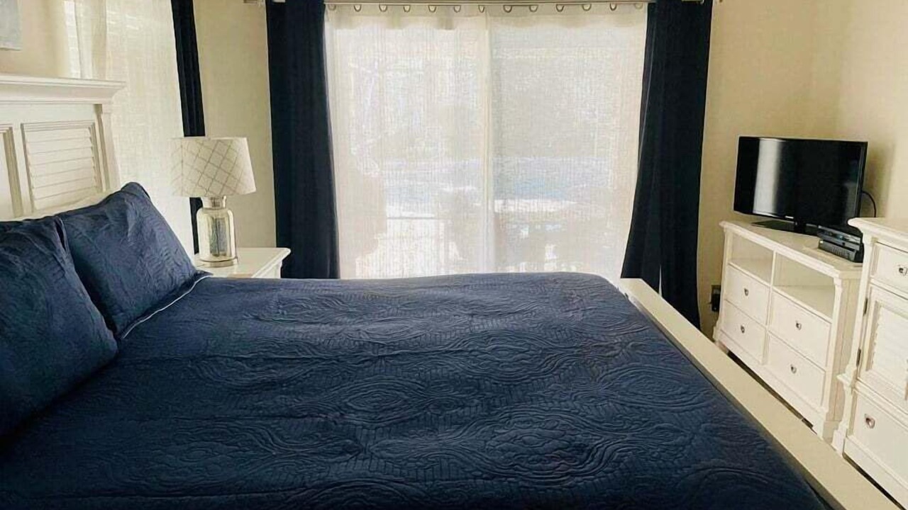 Photo of Bedroom in Orange Tree