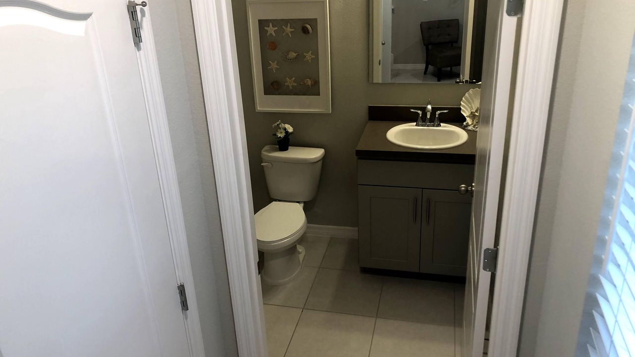 Photo of Bathroom in Eagle Pointe South