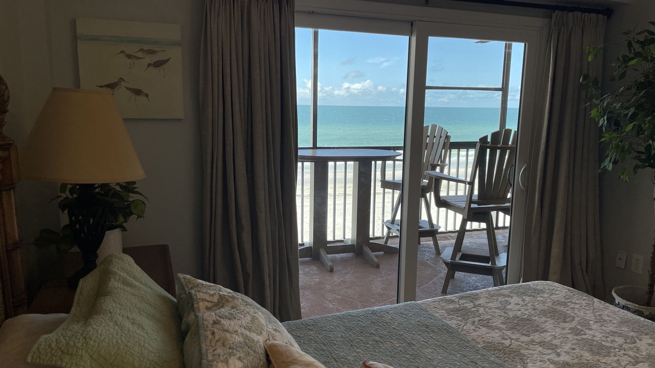 Photo of Bedroom in Madeira Beach