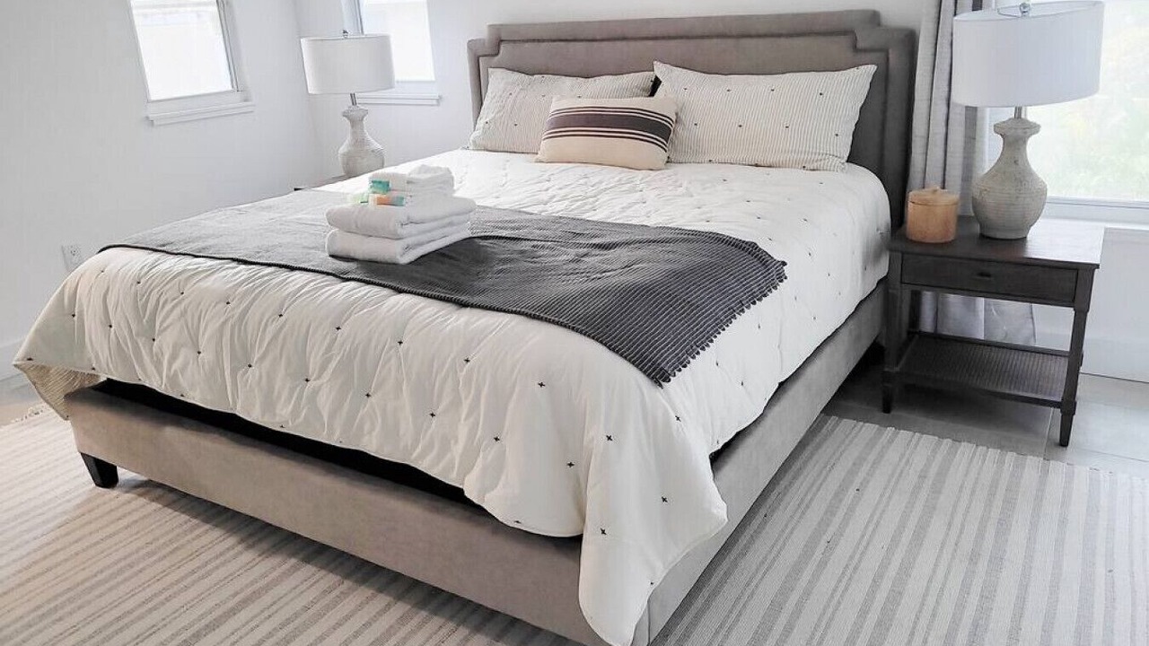 Photo of Bedroom in Trailer Estates