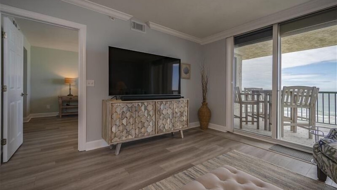 Photo of Livingroom in Ponce Inlet