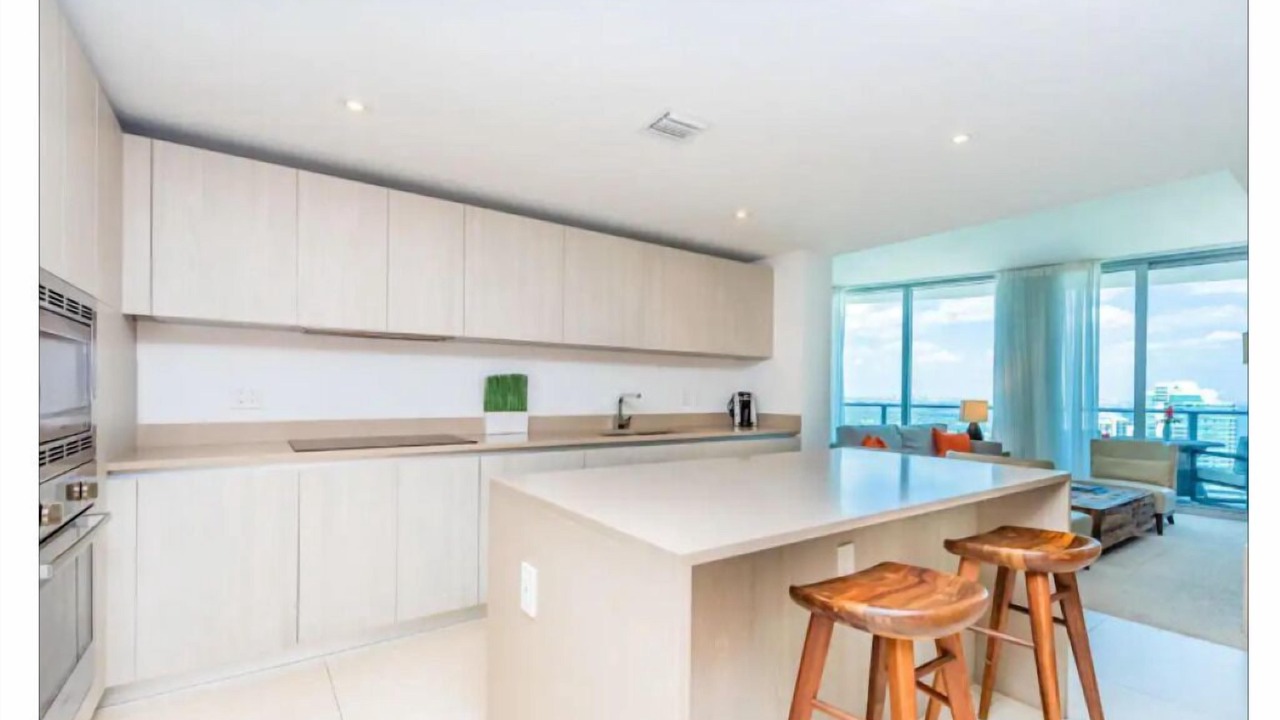 Photo of Kitchen in Hollywood South Central Beach