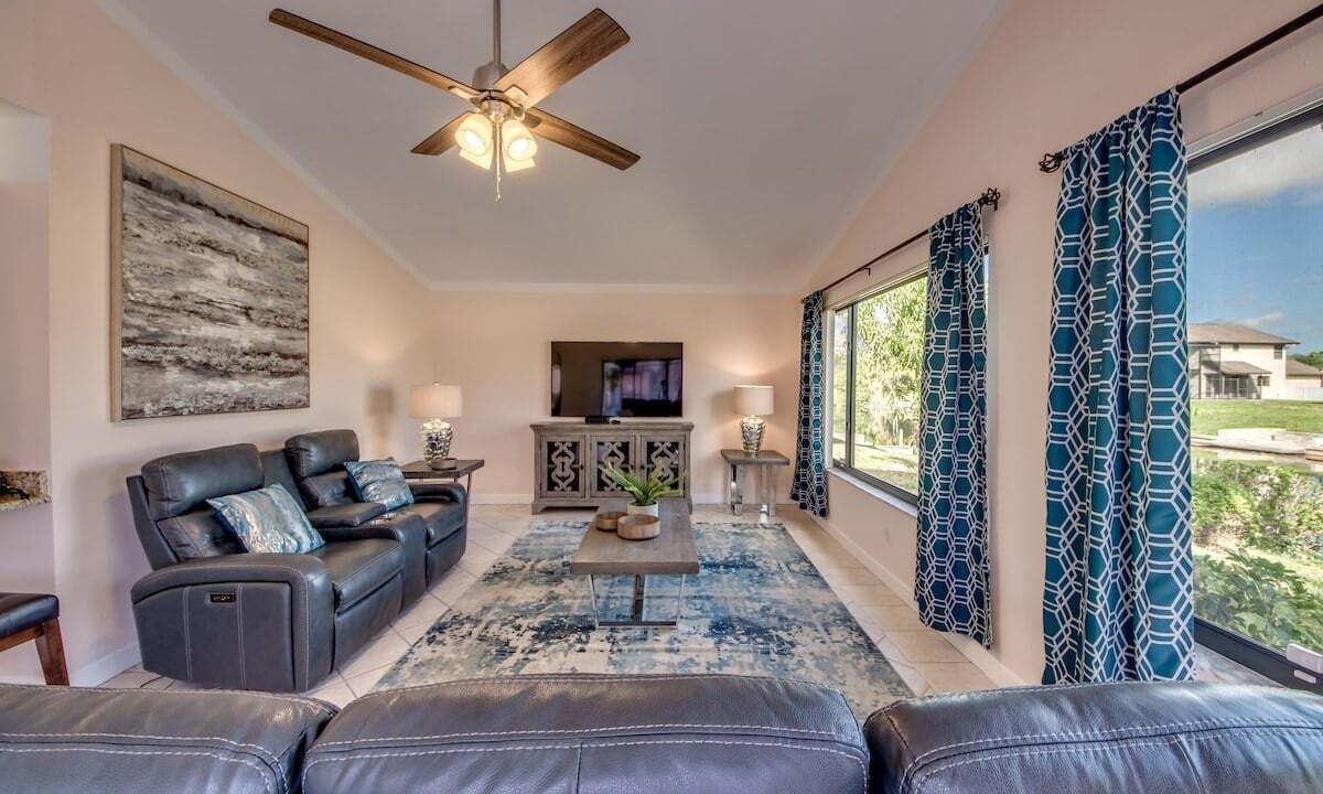 Photo of Livingroom in Fort Myers