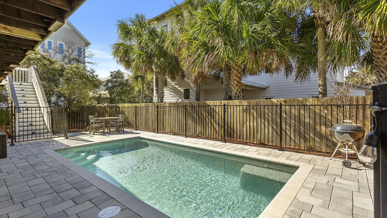 Photo of Outdoor in Gulfview Heights