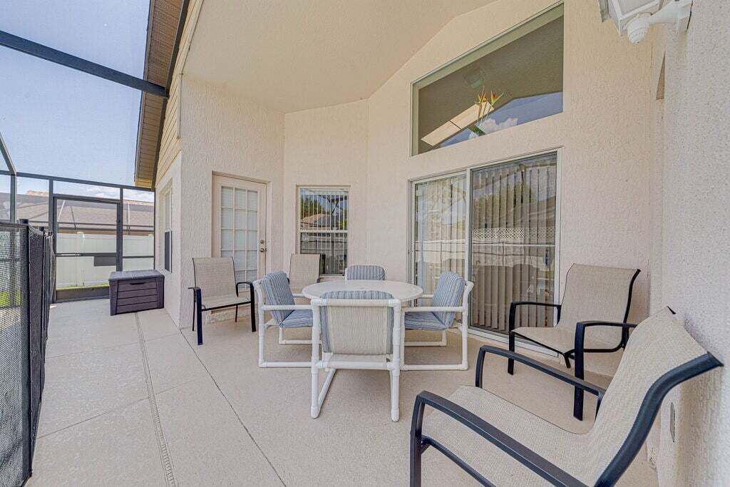 Photo of Outdoor in Orange Tree