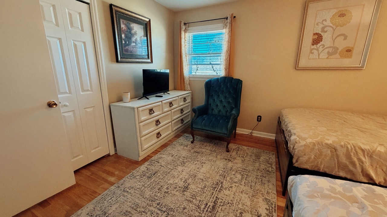 Photo of Bedroom in Valdosta