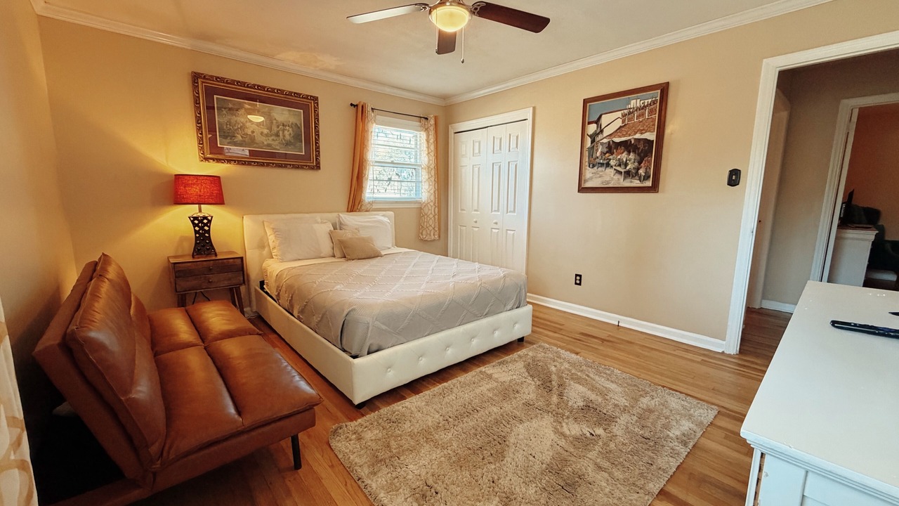 Photo of Bedroom in Valdosta