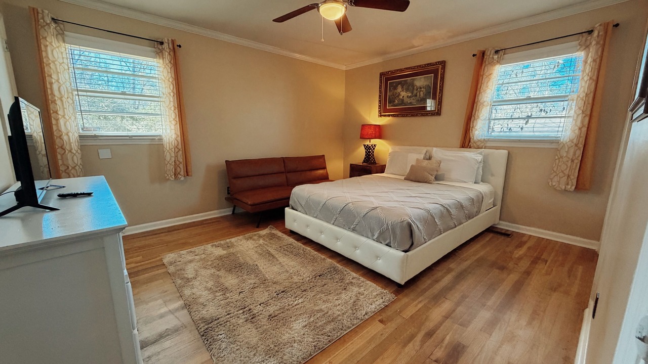 Photo of Bedroom in Valdosta