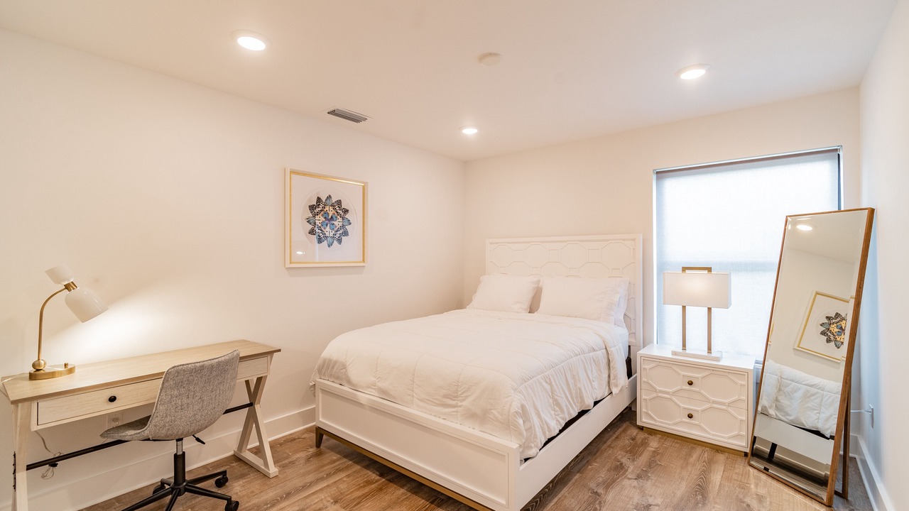 Photo of Bedroom in Tampa Heights