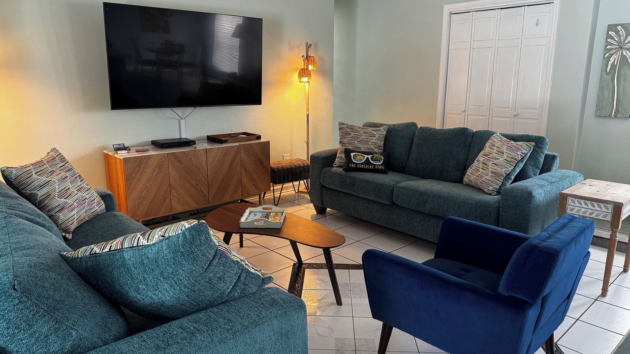 Photo of Livingroom in Indian Harbour Beach