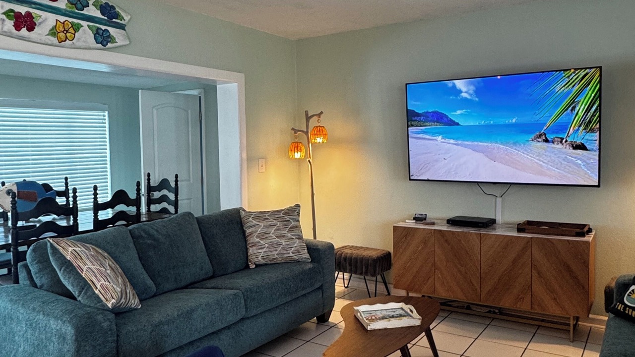 Photo of Livingroom in Indian Harbour Beach