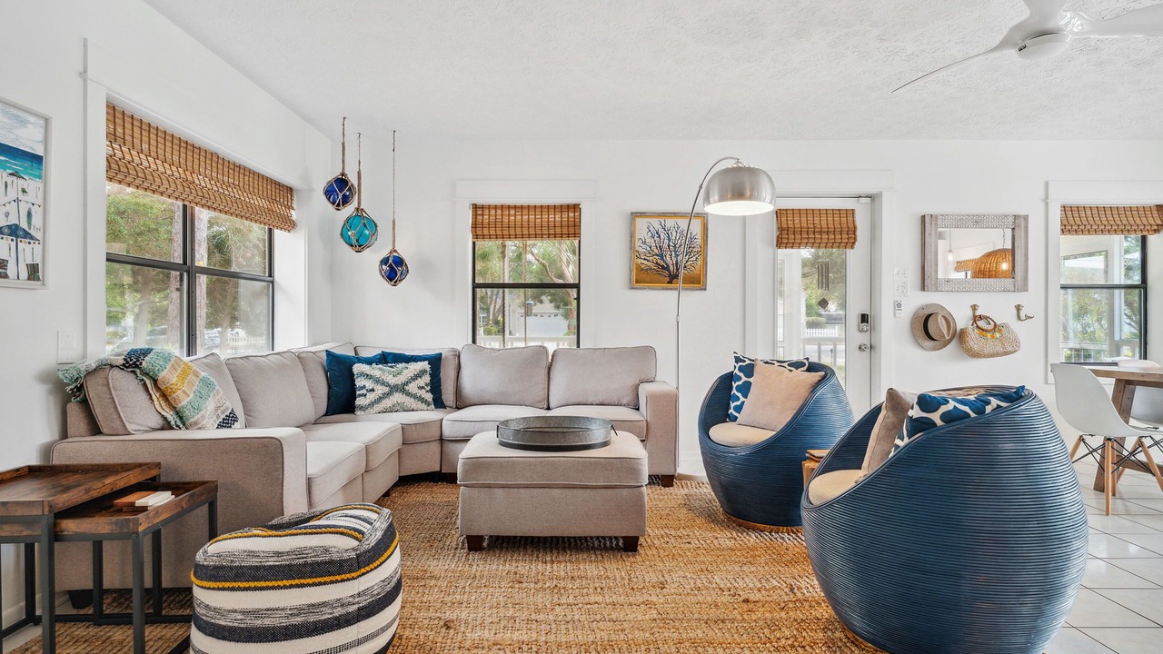 Photo of Livingroom in Seacrest
