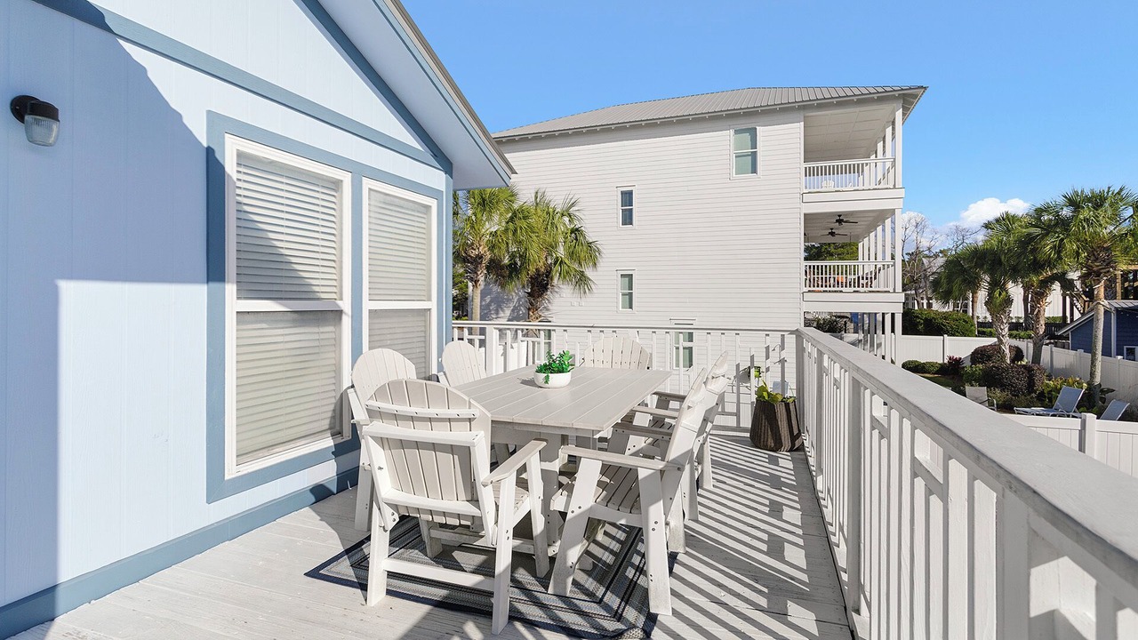 Photo of Patio Balcony in Gulfview Heights