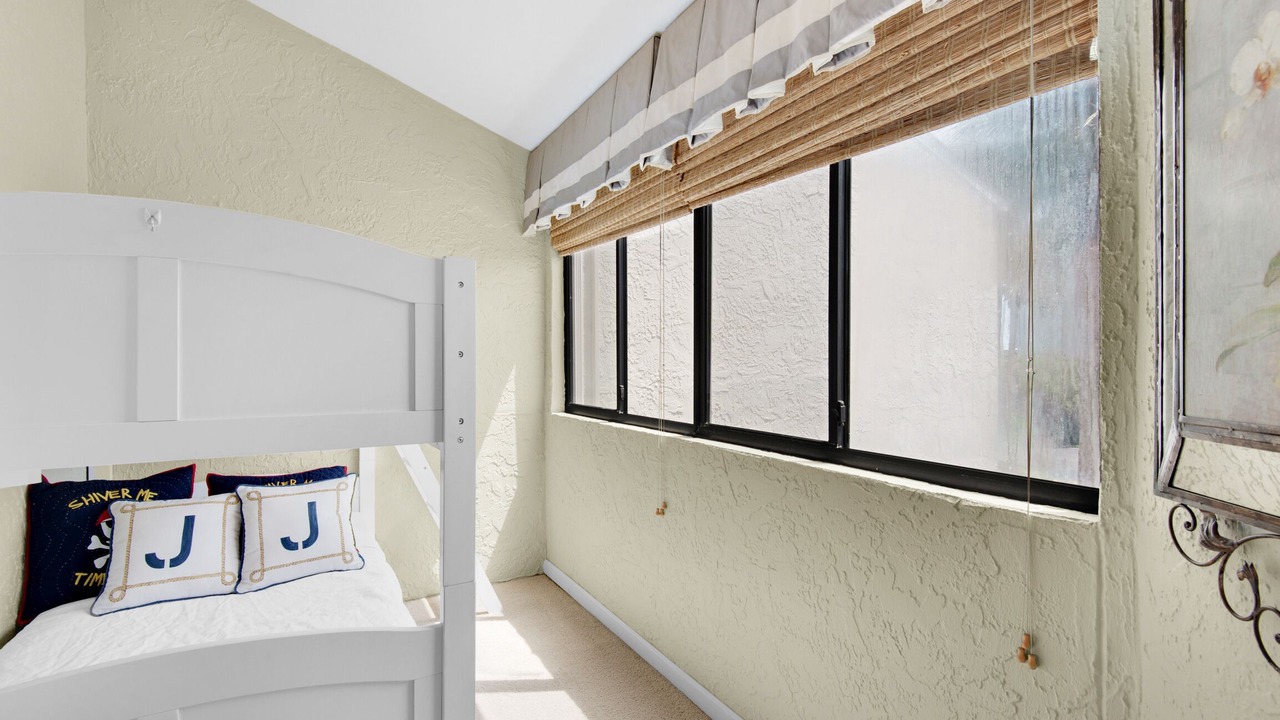 Photo of Bedroom in Holiday Isle