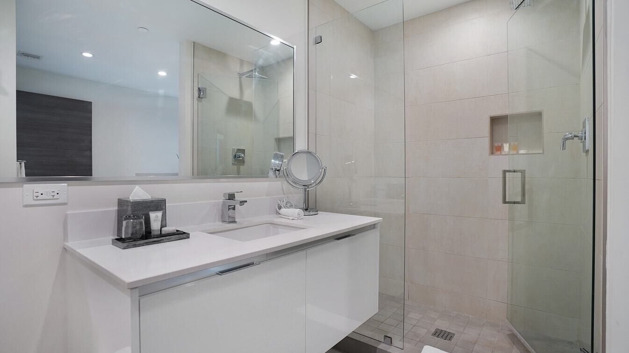 Photo of Bathroom in Hollywood