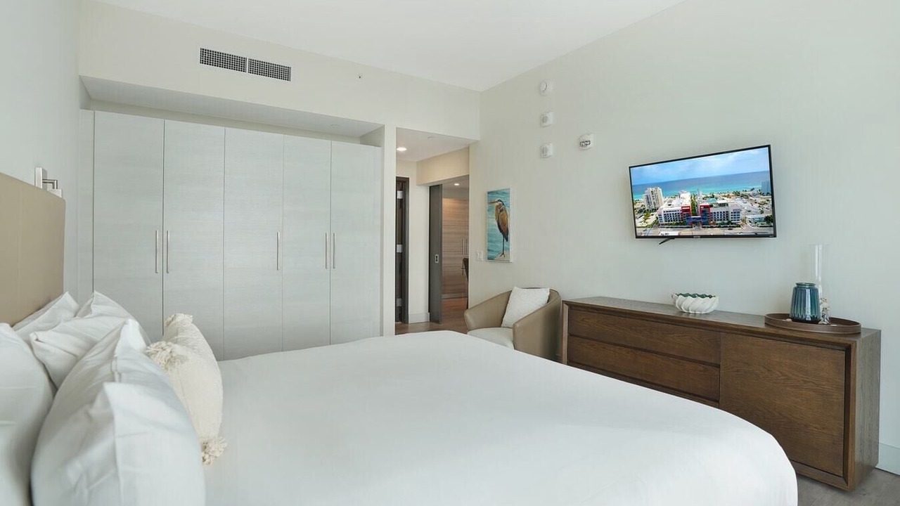 Photo of Bedroom in Hollywood