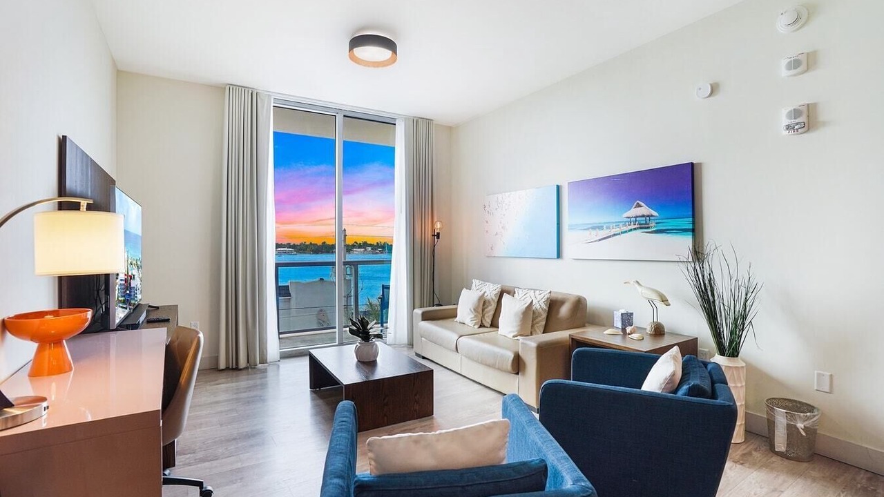 Photo of Livingroom in Hollywood