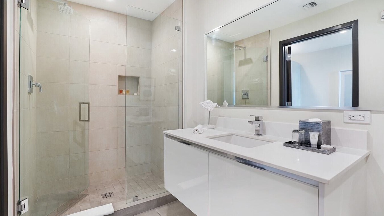 Photo of Bathroom in Hollywood