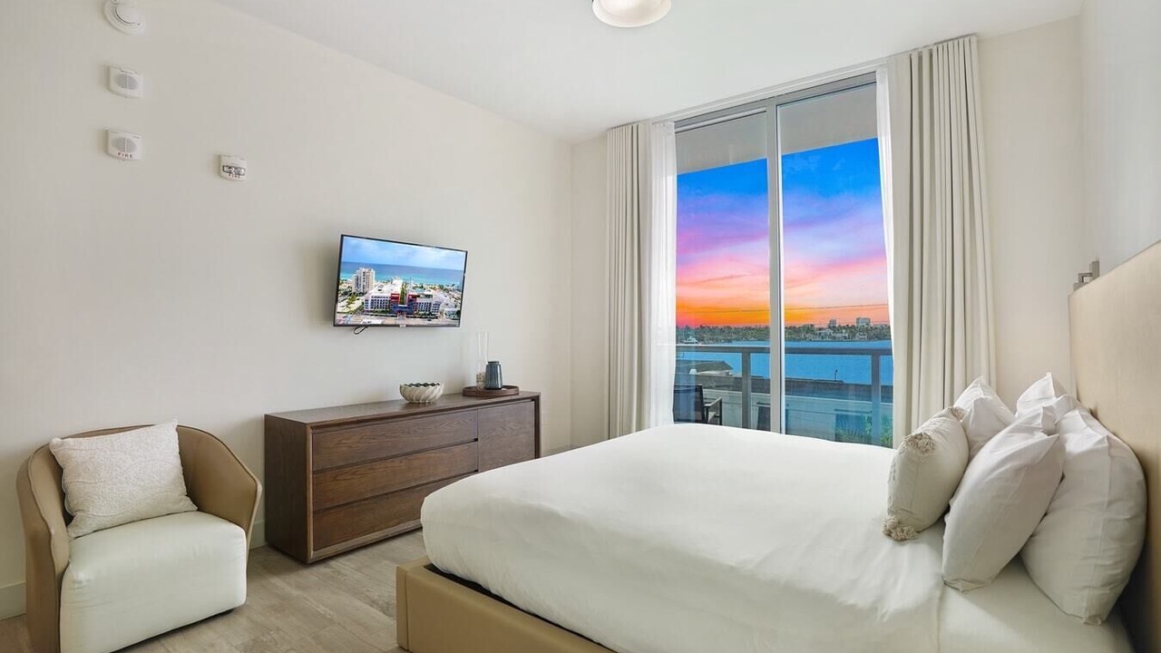 Photo of Bedroom in Hollywood