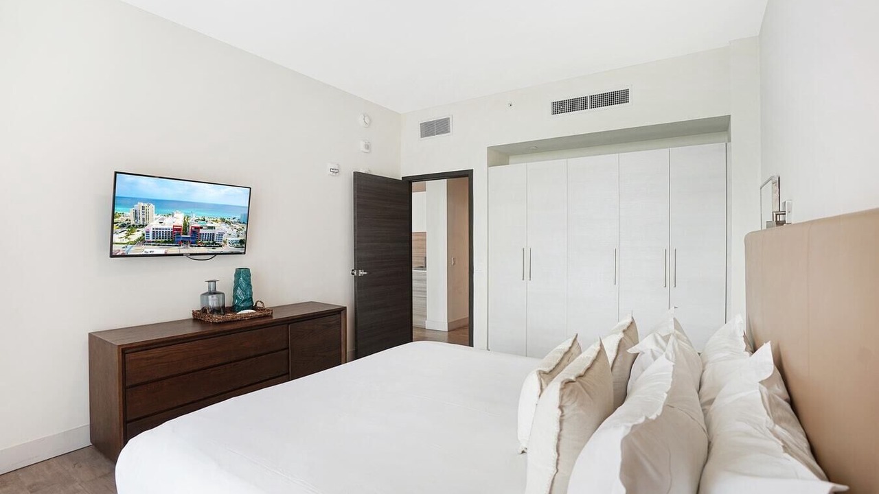 Photo of Bedroom in Hollywood