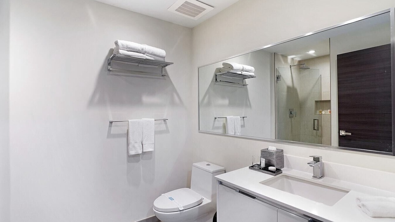 Photo of Bathroom in Hollywood