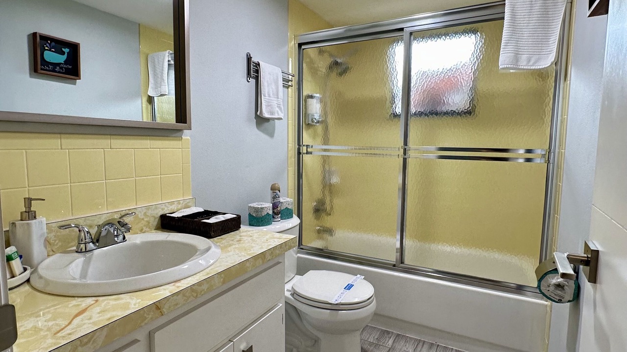 Photo of Bathroom in South Gate Ridge