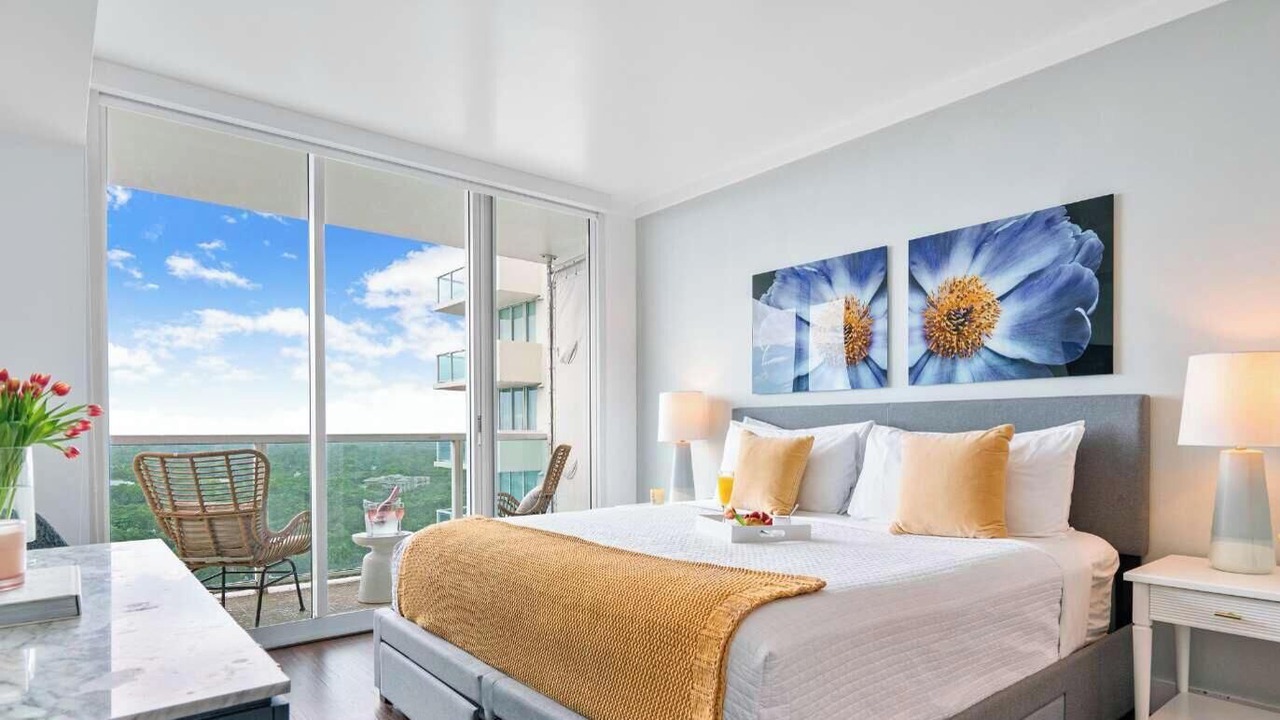Photo of Bedroom in Coconut Grove