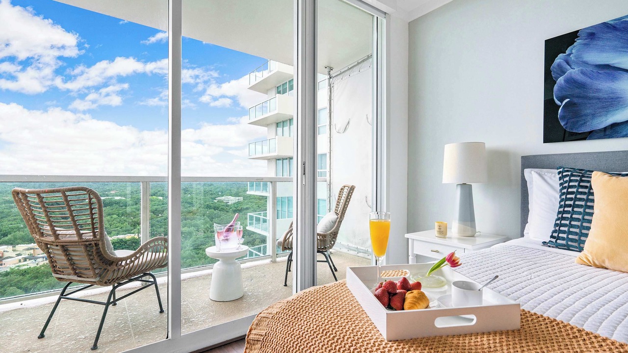 Photo of Bedroom in Coconut Grove