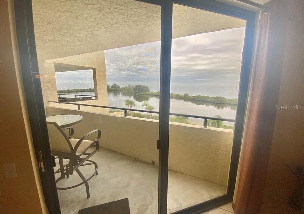 Photo of Patio Balcony in Hudson