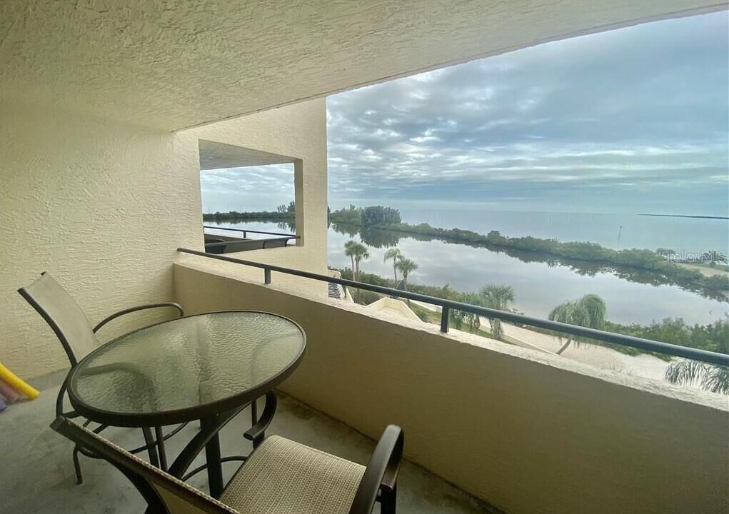 Photo of Patio Balcony in Hudson