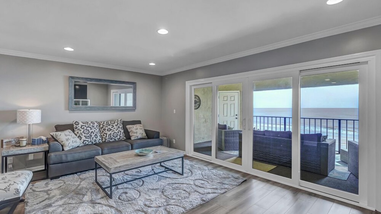 Photo of Livingroom in Sawgrass