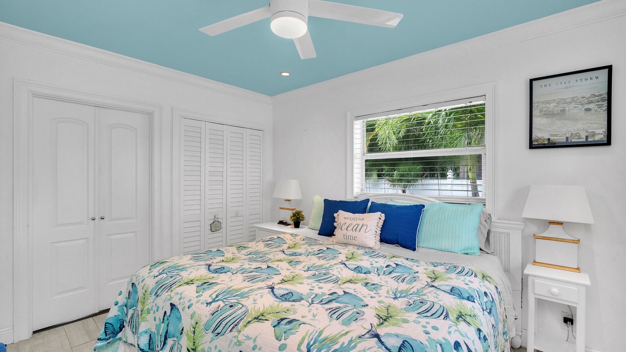 Photo of Bedroom in Lake Ida Shores