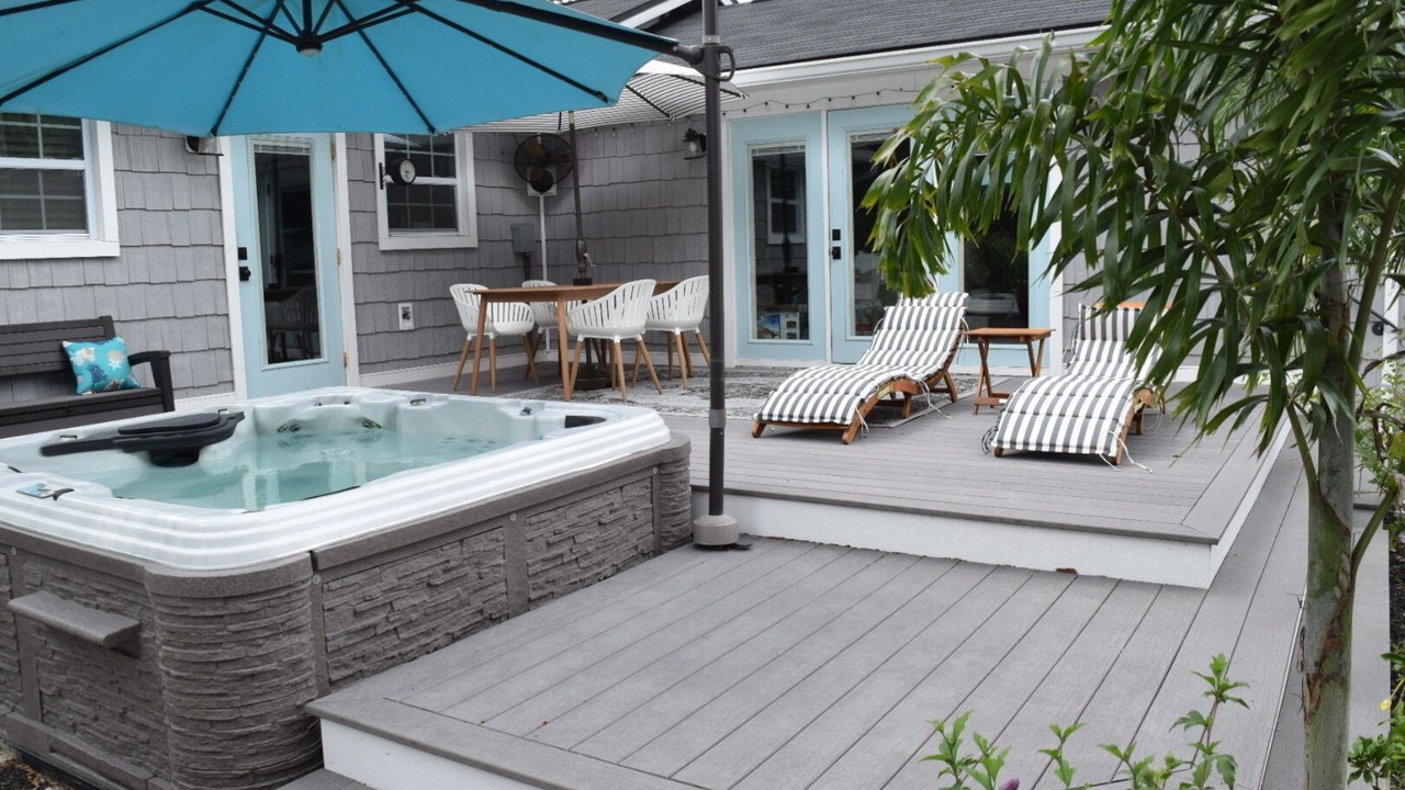 Photo of Patio Balcony in Forest Hills