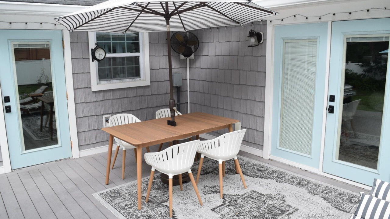 Photo of Outdoor in Forest Hills